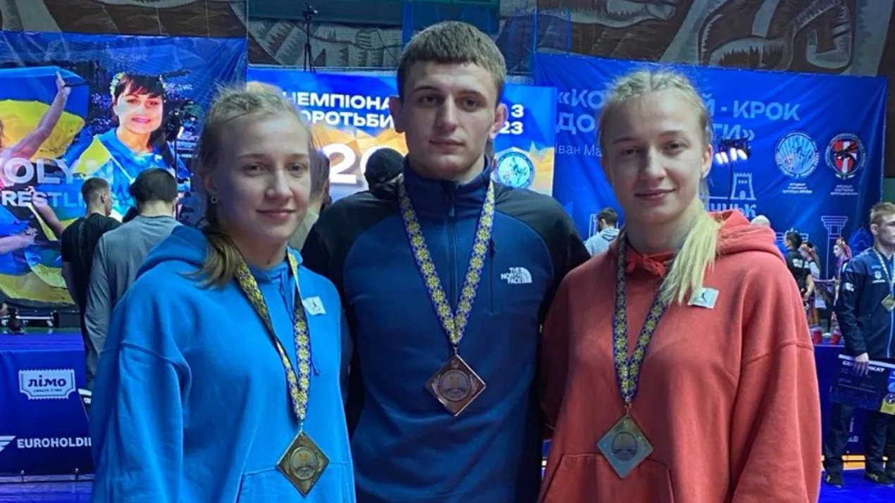 Вітаємо борців вільного стилю!